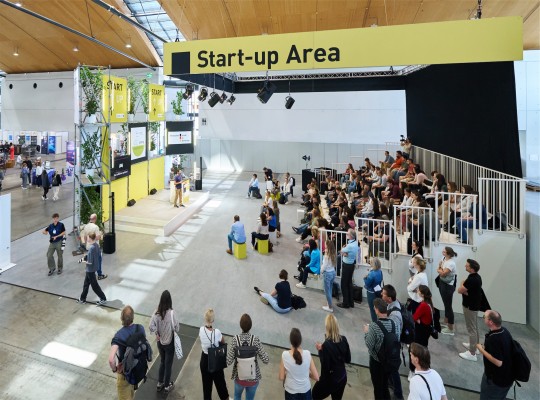 Presentation at Start-Up Area 