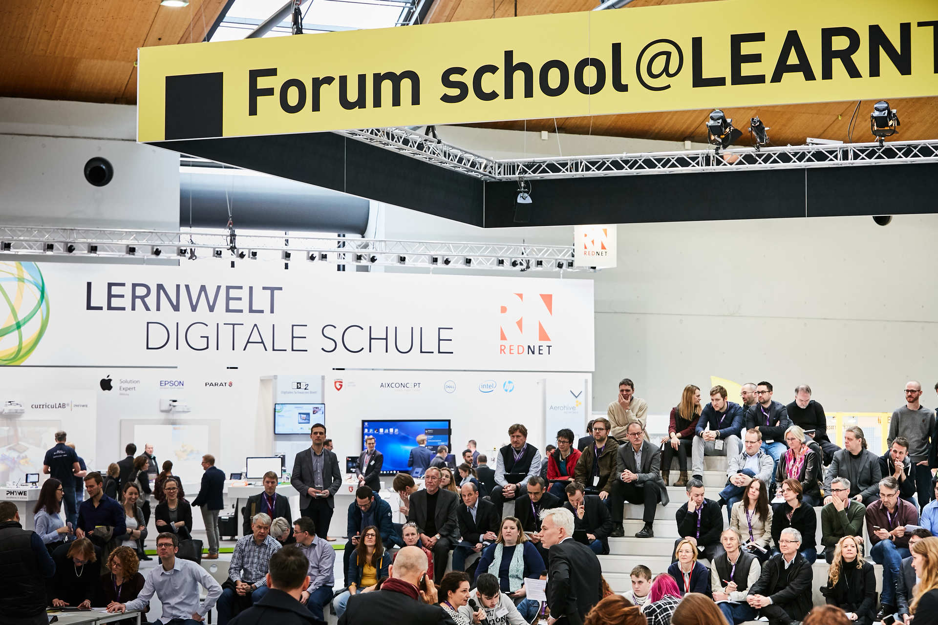 Digitales Lernen Vortrag im Forum school@LEARNTEC